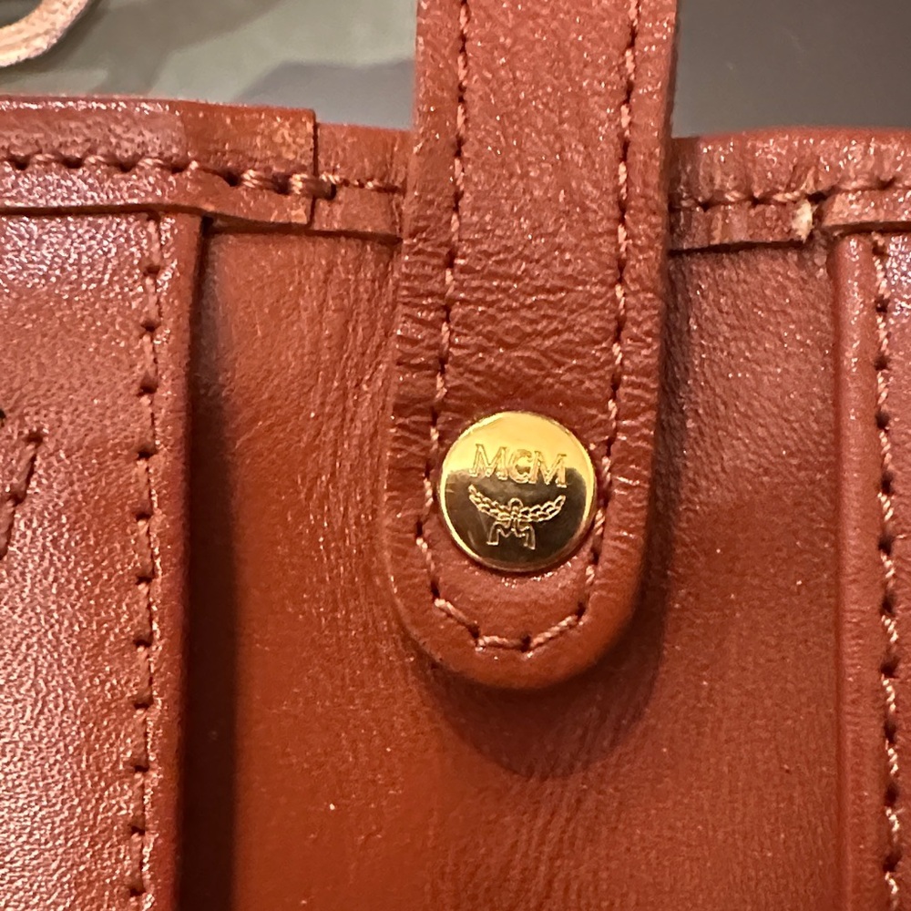 MCM Visetos Cognac Monogram Leather Clutch unisex Comes with original key! A+ - Picture 10 of 12